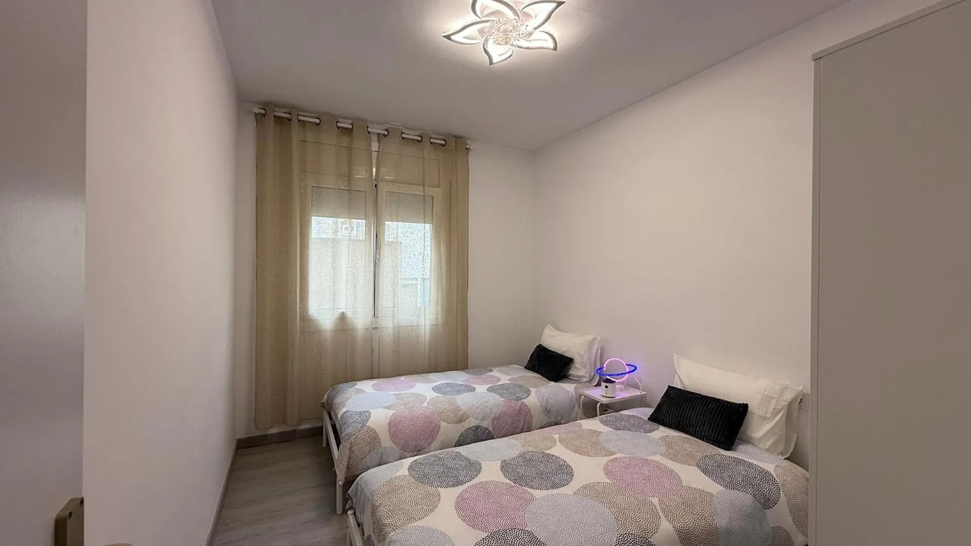 Apartamento Moderno En Roses Centro 0*,  Испания